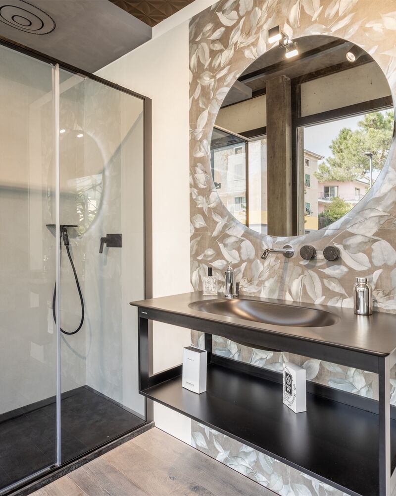 Dossi Giovanni - Riva del Garda  - Showroom